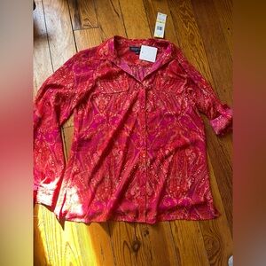 NWT Jones New York sheer blouse size medium. Excellent condition , never worn